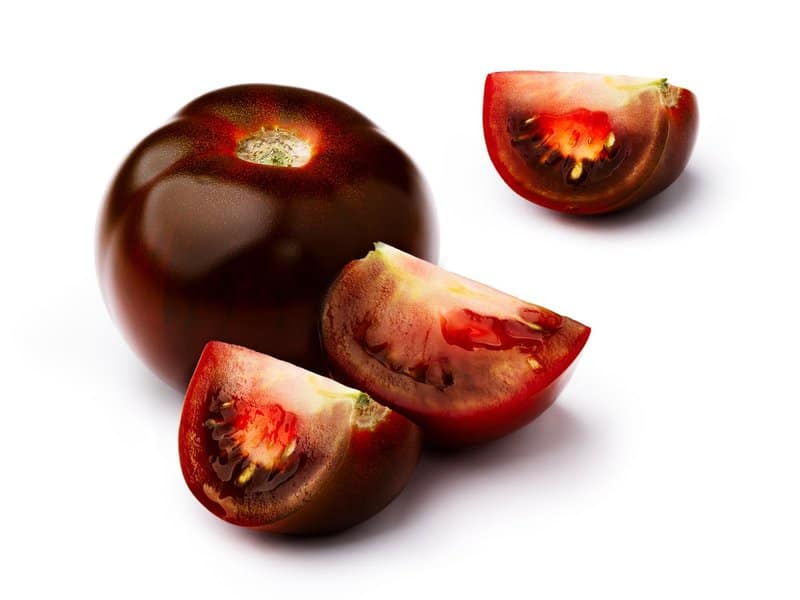 Black Vernissage Tomato: Caring For Black Cherry Tomatoes 4 Black Vernissage Tomato: Caring For Black Cherry Tomatoes 2
